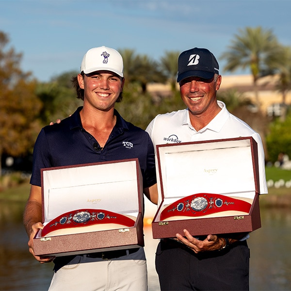2020 winners, Mike Thomas and Justin Thomas display their trophies